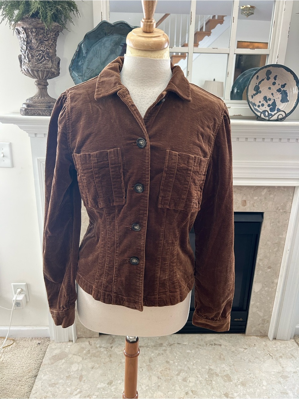 Kut from the Kloth Kyra Stretch Corduroy Jacket in Brown - Picture 2 of 8